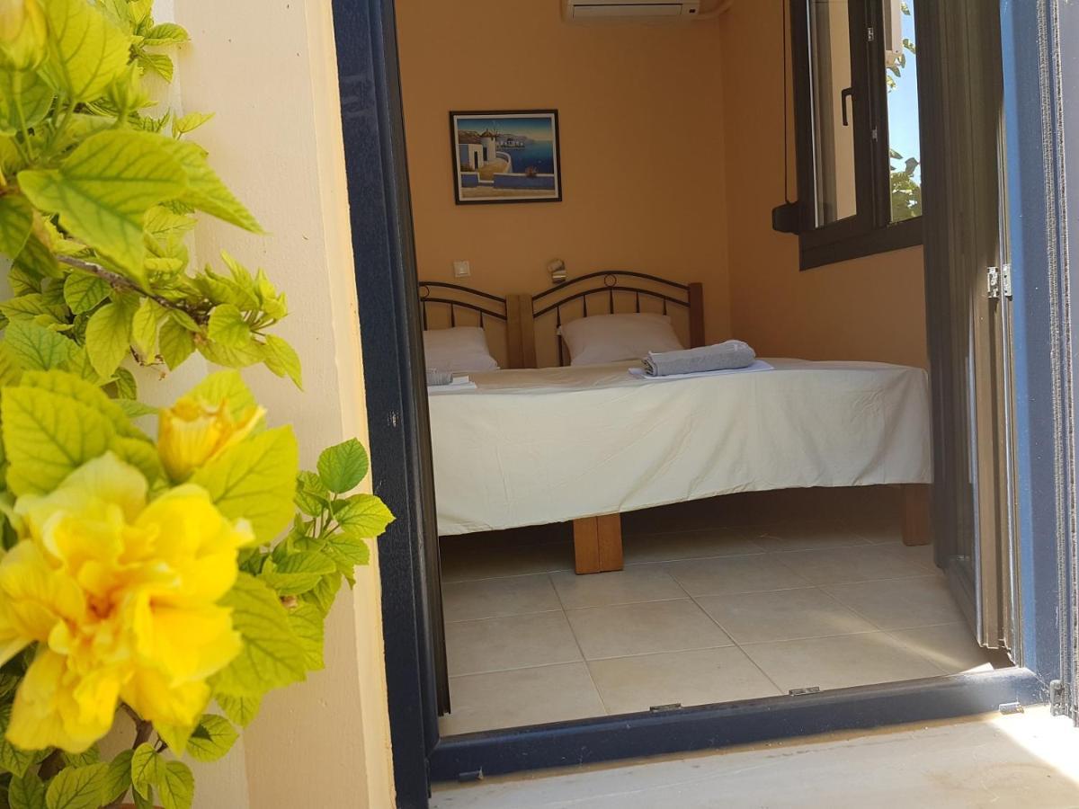 Sea Flower Villa Bali Crete Vlikhádha Eksteriør billede
