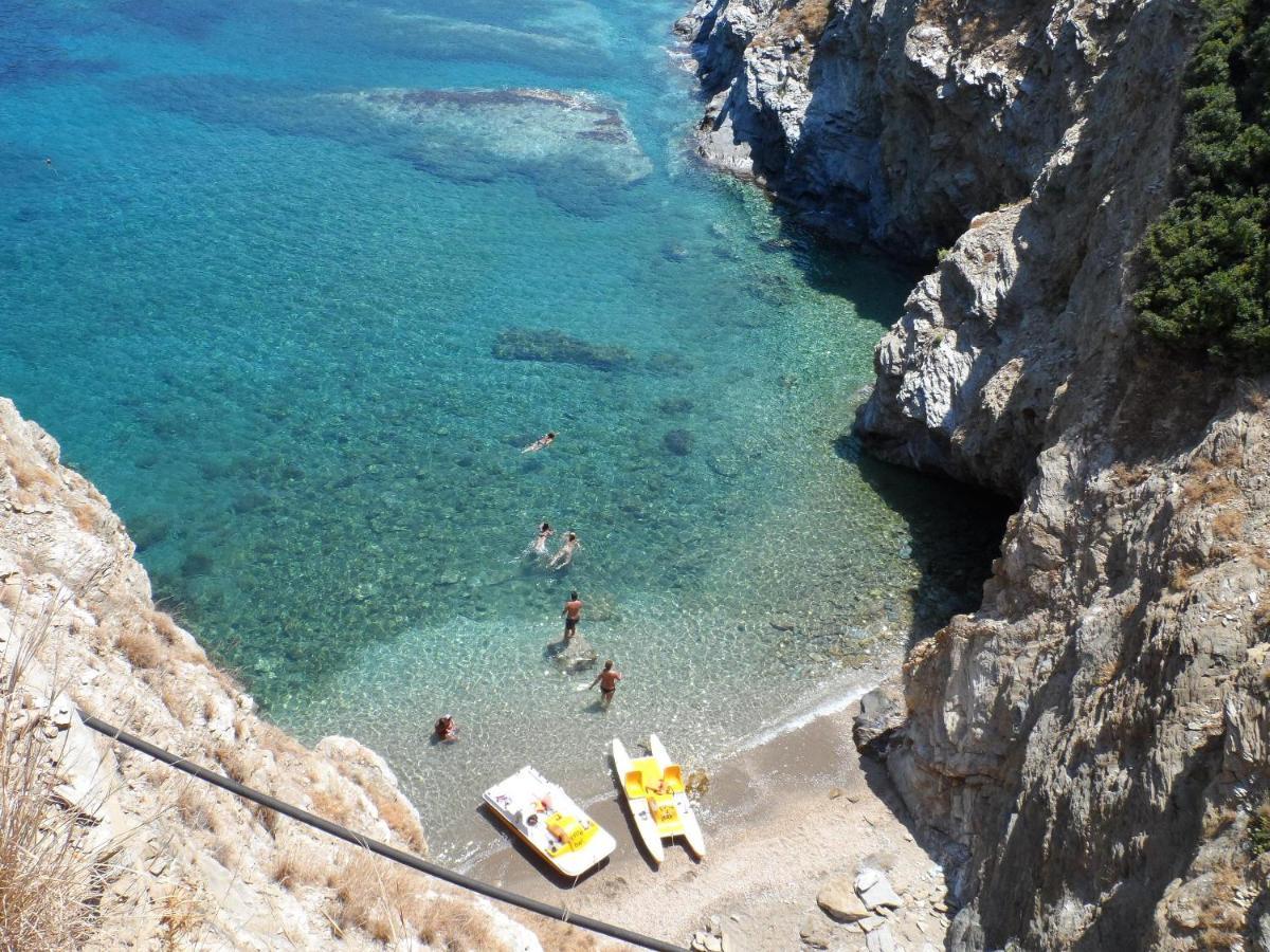 Sea Flower Villa Bali Crete Vlikhádha Eksteriør billede