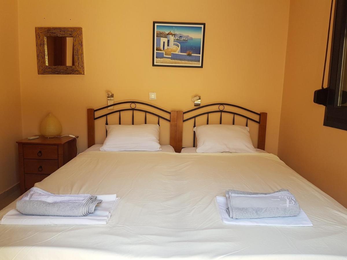 Sea Flower Villa Bali Crete Vlikhádha Eksteriør billede